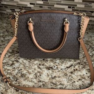 Michael Kors purse